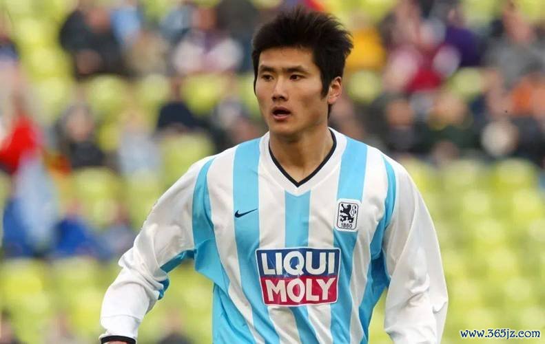 邵佳一坦然认输：申花堪称今年中超最强队